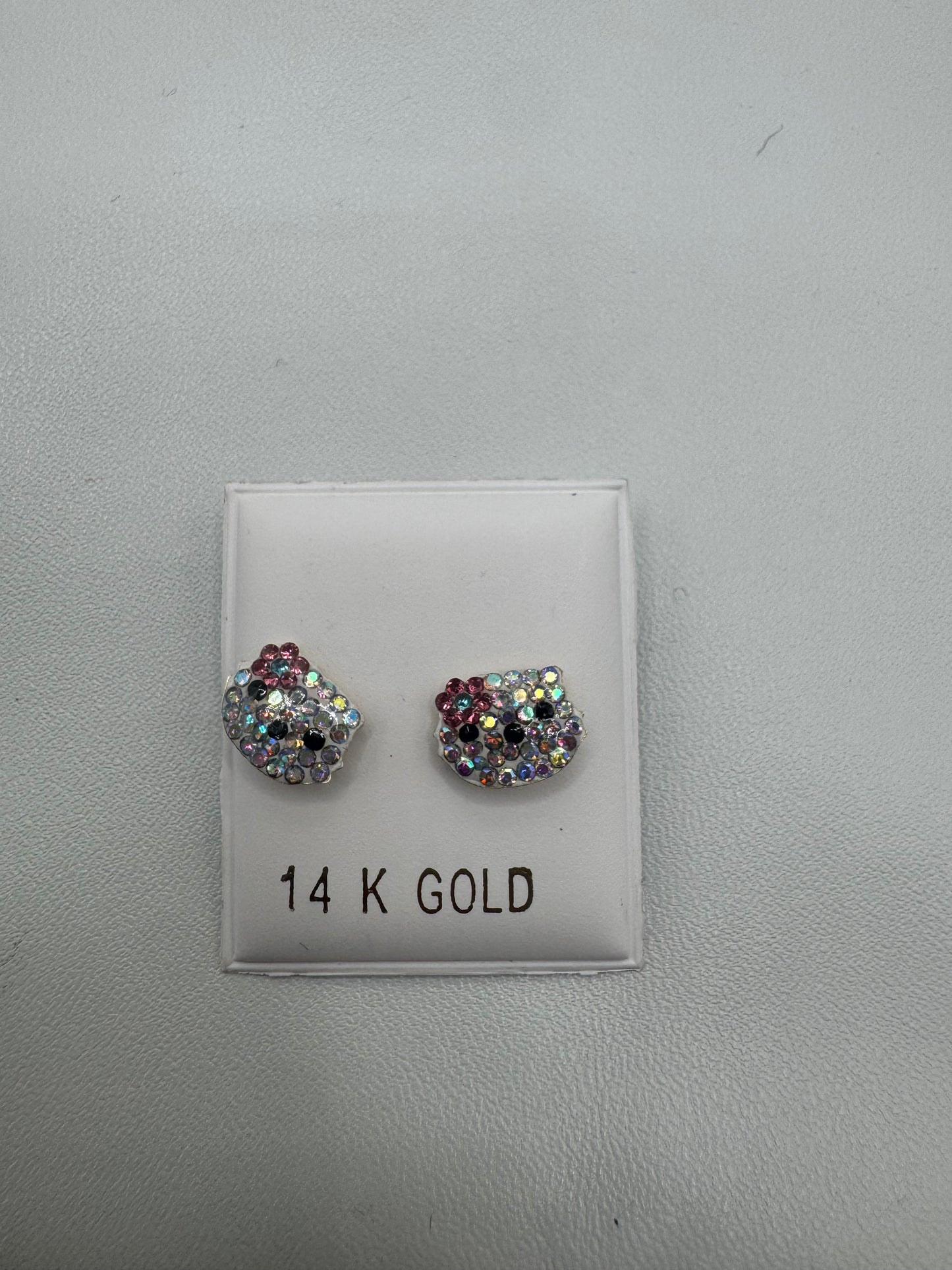 14k hello kitty studs