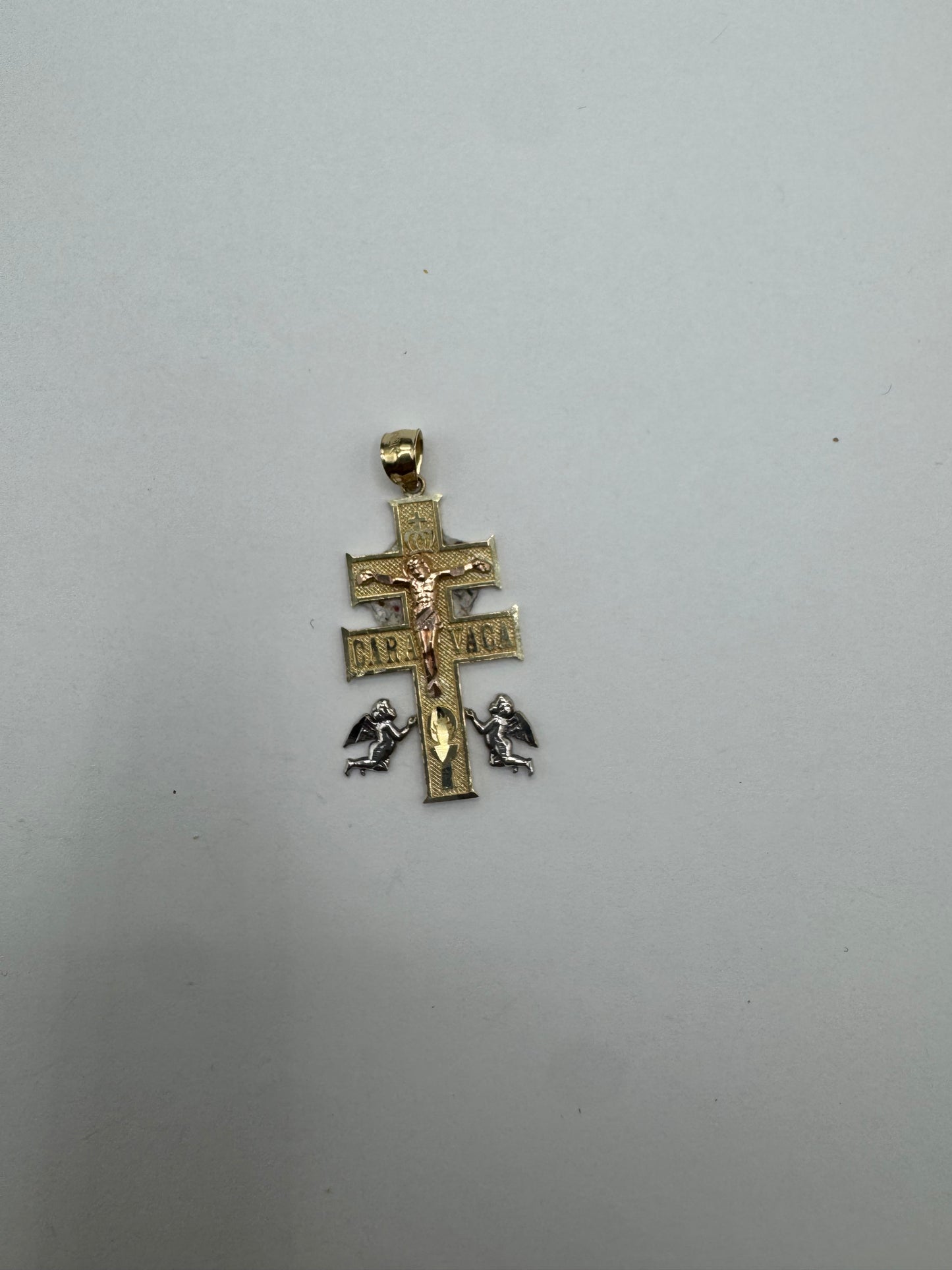 10k pendant