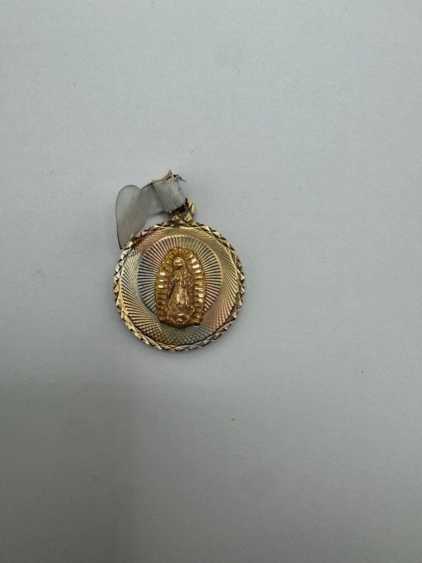 10k pendant
