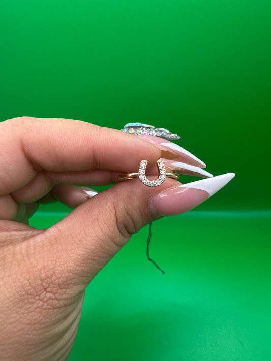 10k horse shoe ring