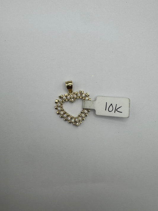 10k pendant