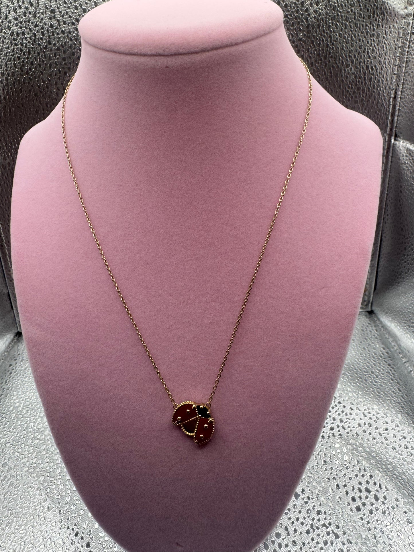 10k gold lady bug chain size 18 “