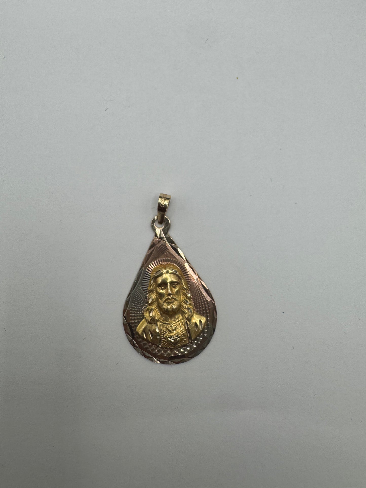 10k gold tear drop jesus pendant size 1 1/2