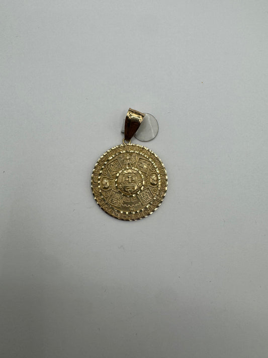 10k gold Aztec pendant size 1 1/2”